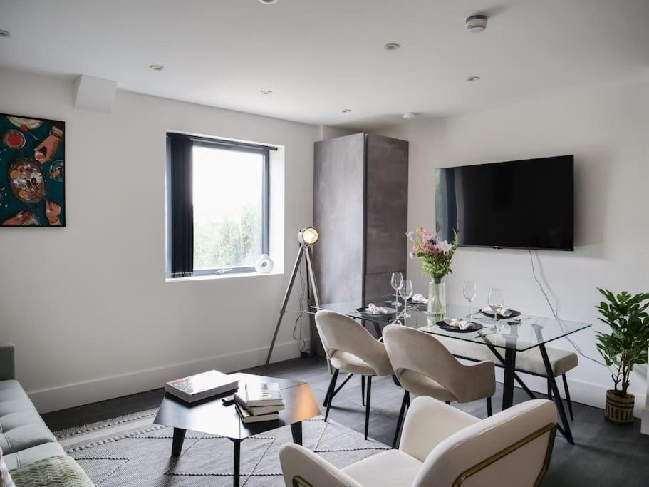 Modern One Bedroom Flat In The Heart Of Appartamento *