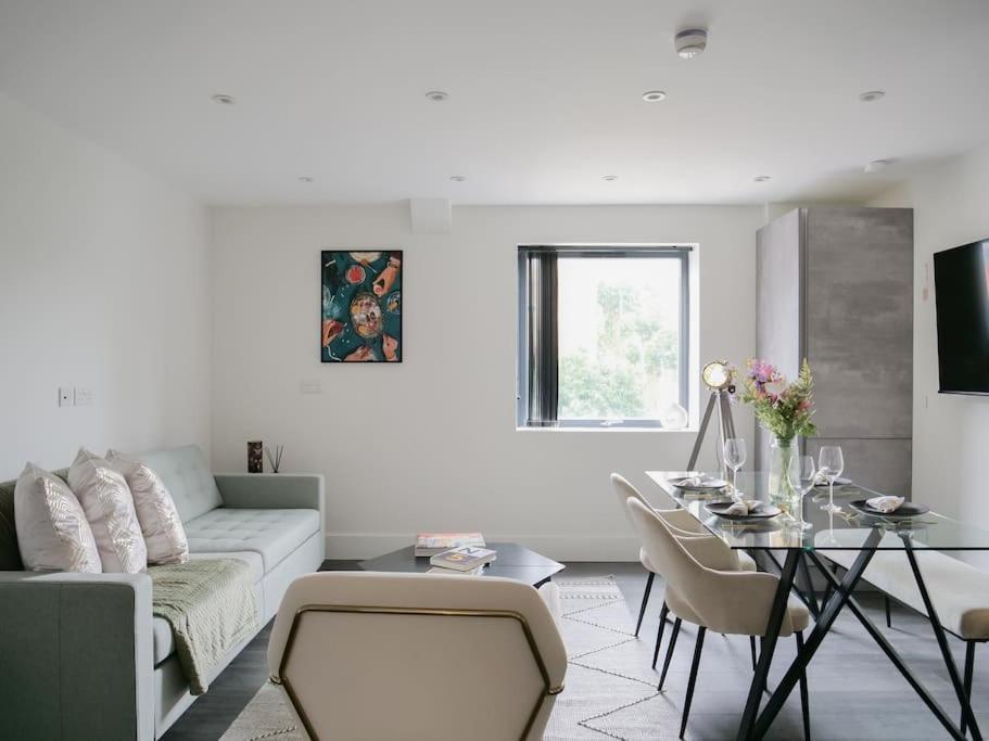 Modern One Bedroom Flat In The Heart Of * Londra